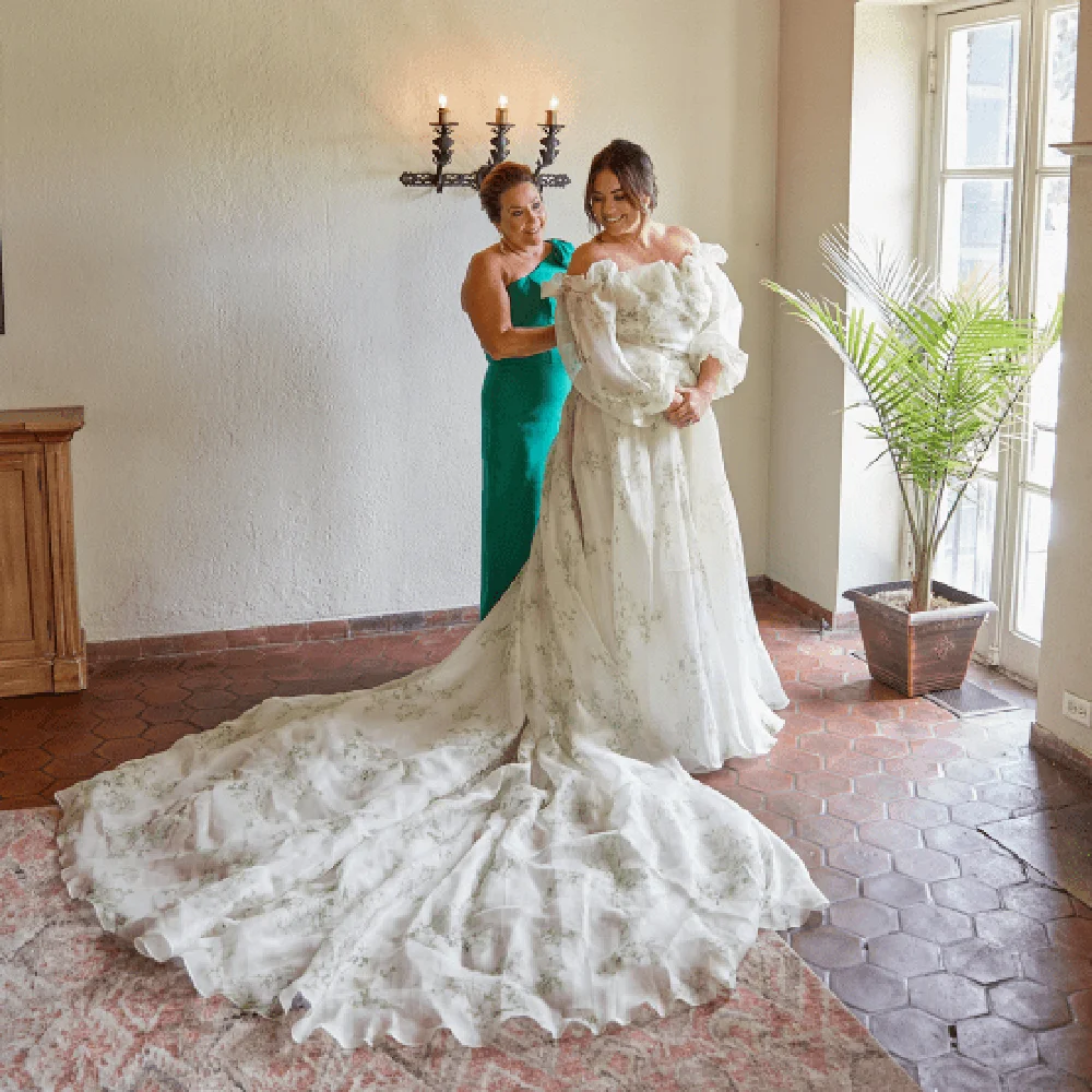 Vestido de fotografía de boda de flores verdes con mangas largas abullonadas, vestidos de novia bohemios de gran tamaño con botones y hombros descubiertos personalizados para jardín