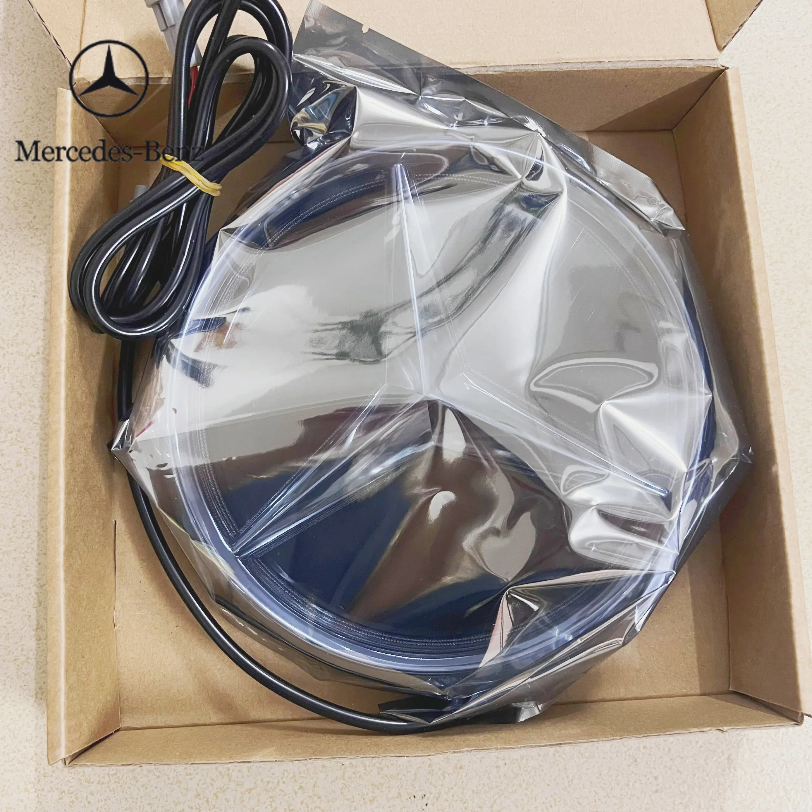 

Car Sticker 2025 Hot For Benz LED Style Grill Badge 3D Front For Benz W205 W212 W213 W204 ML W166 CLA C117 A W176 W177 C W204 E