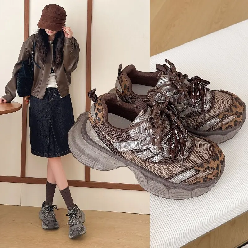 2026new comfortable and fashionable hot selling item, leopard print Paris thick soled shoes,mesh sponge cake shoes, sports shoes