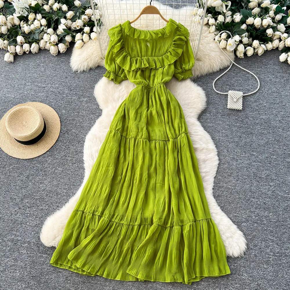 ชุดเดรสระบายสีเขียว/แดง/ม่วงสำหรับผู้หญิง สไตล์โบฮีเมียนฤดูร้อน ชุดเดรสยาวทรงแม็กซี่ แขนพองและกระโปรงหลายชั้น ลายดอกไม้สุดน่ารัก