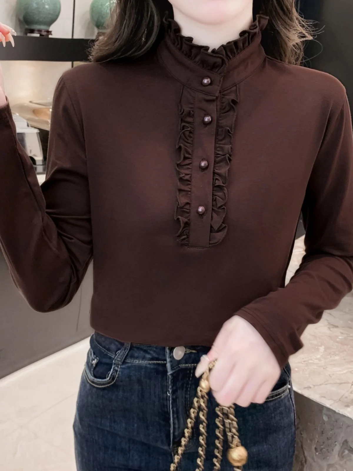 เสื้อผู้หญิงแบบมีซับใน คอตั้ง ทรงพอดีตัว ใส่เป็นเสื้อตัวในได้ เหมาะสำหรับฤดูใบไม้ร่วงและฤดูหนาว ให้ความอบอุ่น สวมใส่สบาย สไตล์ลำลอง สีพื้น แขนยาว