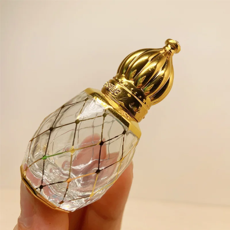 Roll On Bottle 8ml Golden Thin Glass Perfume Bottle Arab Style Vintage Essential Oil Vials With Roller Cosmetic Container