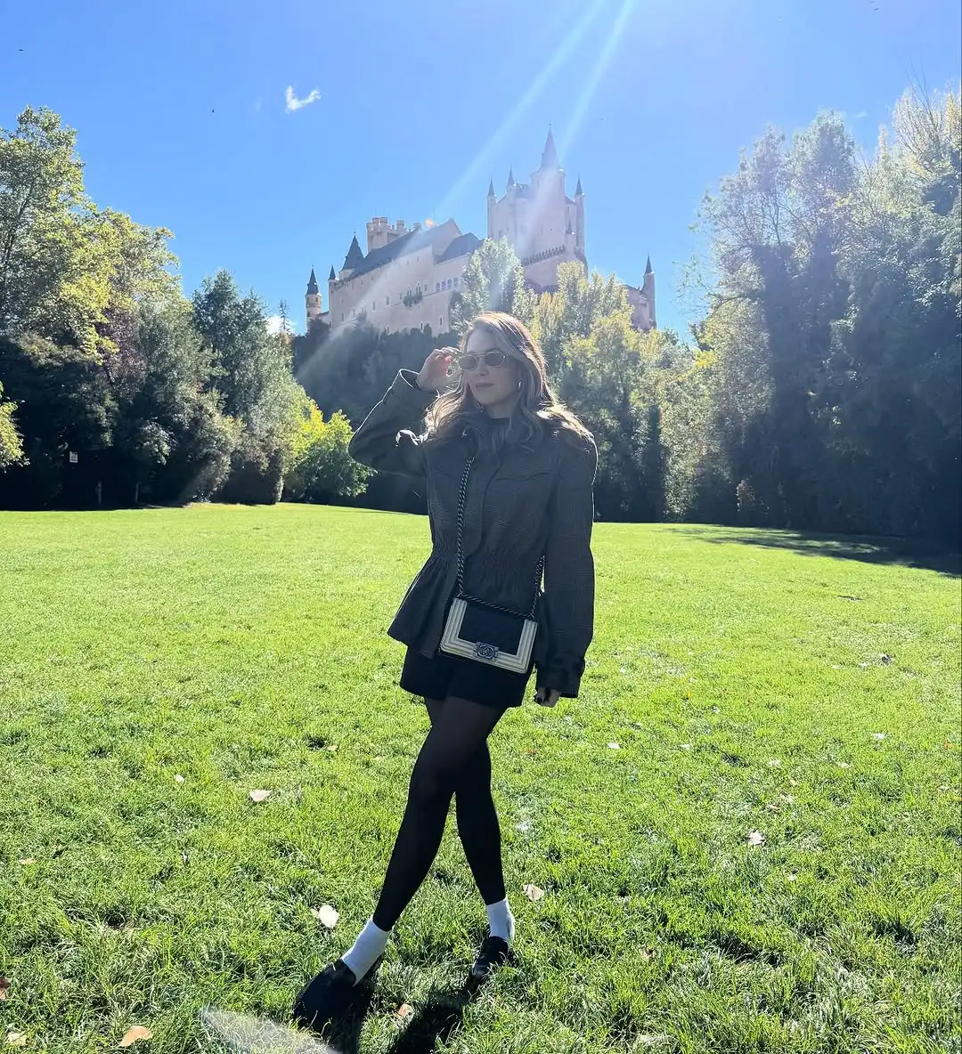 أنيقة منقوشة الخصر Cinching معطف المرأة موضة الوقوف طوق واحدة الصدر فضفاضة سترات قصيرة 2025 سيدة التنقل اليومي أبلى