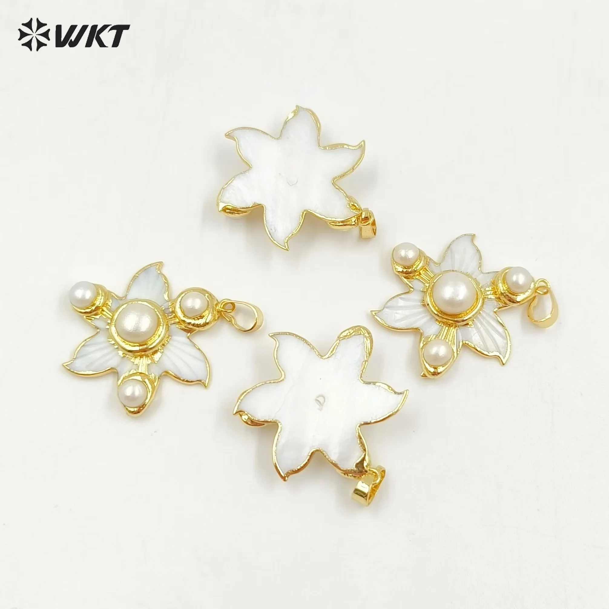 

WT-JP394 New Arrivals Elegant And Gentle 18K Gold Plated Natural Flower Shell Round Pearl Pendant For Women Jewelry Accessories