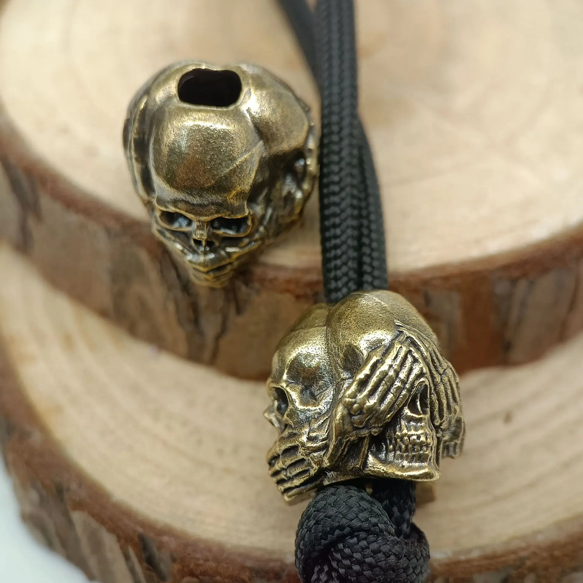 1PC Paracord Beads Brass Three Sided Evil Ghost Skull EDC Beads Key Pendant Gun Pendant DIY Beads