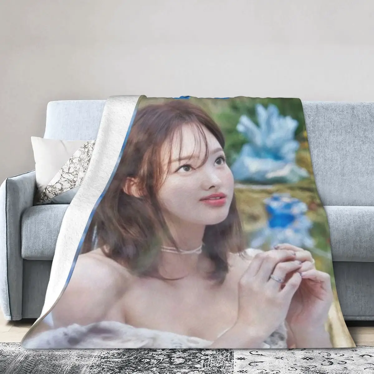 

Hot-Kpop-Nayeon-Style Blanket Sofa Bedroom Bed Home Office Nap Blanket Car Travel Picnic Blankets Gift