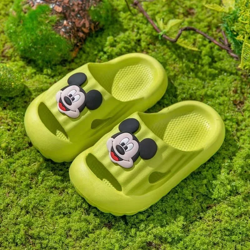 Zapatillas de dibujos animados de Mickey y Minnie Mouse para niños, Zapatillas de casa suaves antideslizantes, zapatos de playa para interiores y