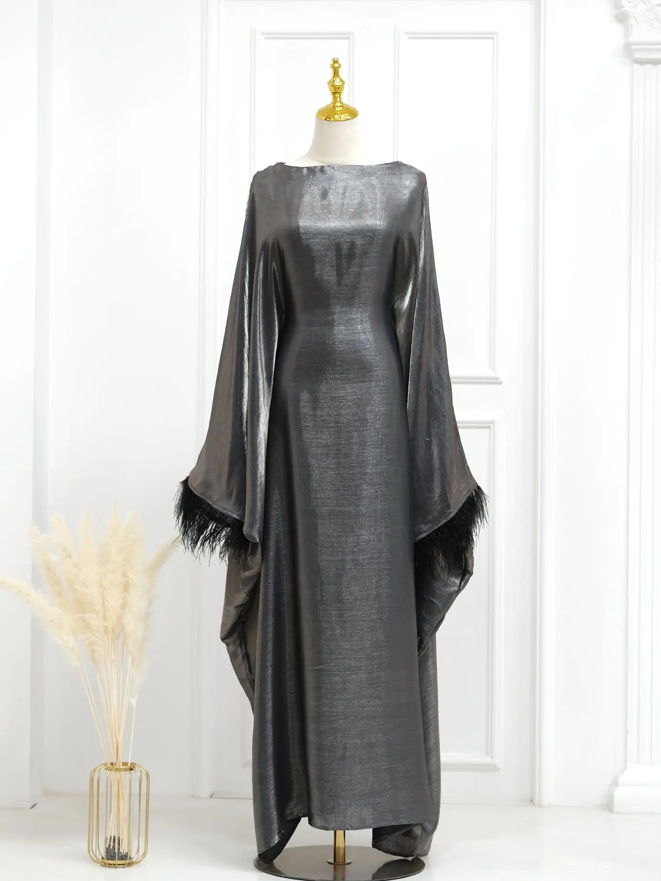 Fashion Shiny Oversized Abaya Djellaba Muslim Dress Dubai Full Length Feather Tassels Abaya Dubai Scarf Muslim Islam Robe WY1709