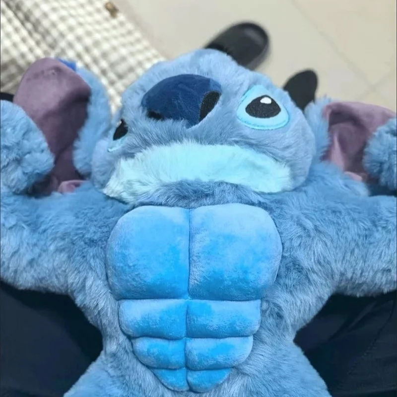 Nouvelle figurine d'animation Muscle Lilo & Stitch, jolie poupée en peluche, collection familiale, ornement en peluche, cadeau préféré pour enfant