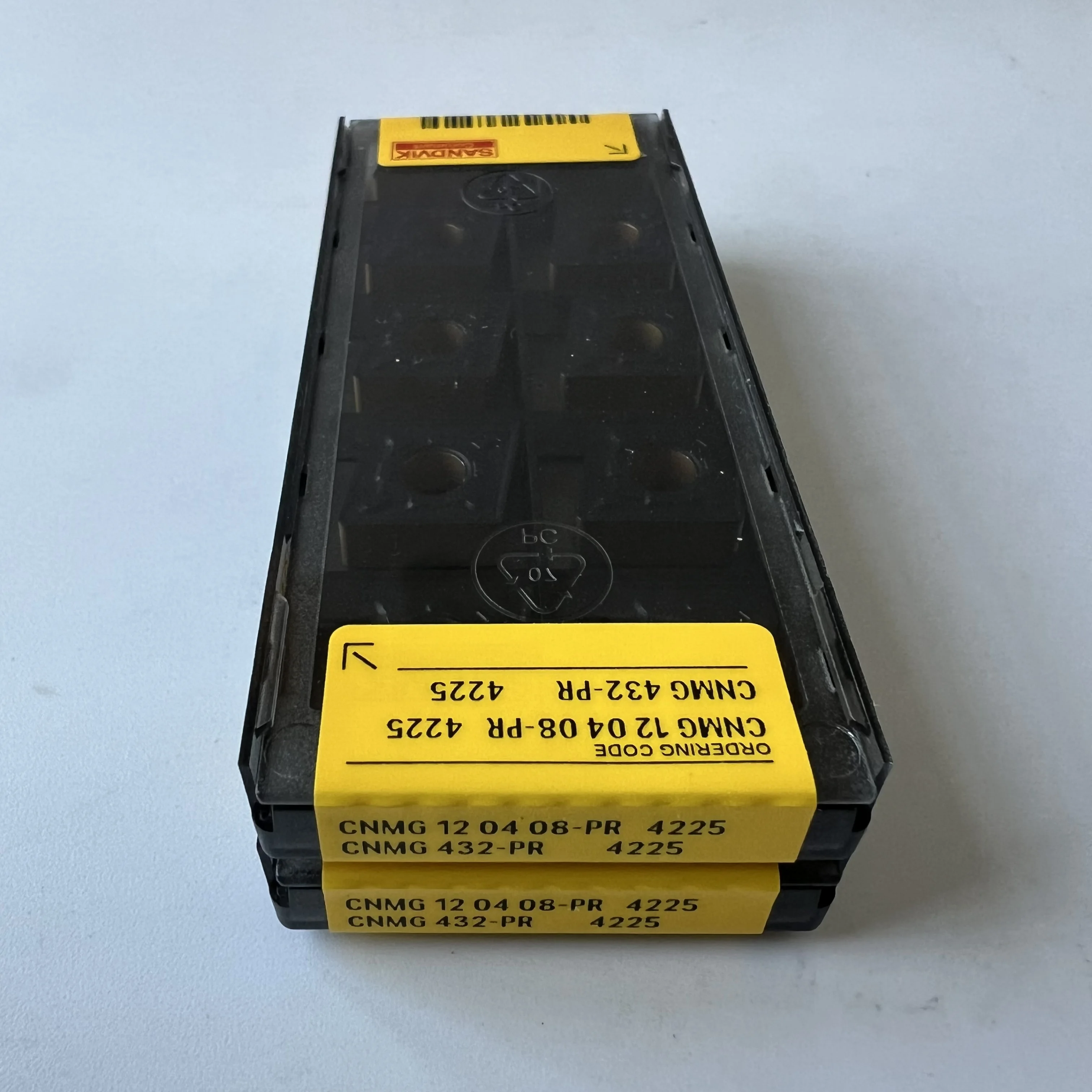 

CNMG120408-PR 4225 CNC BLADE