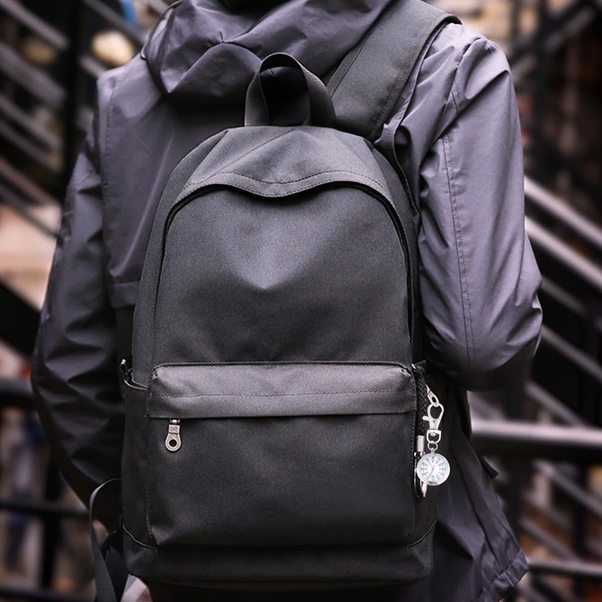 الطلب الكبير ساعة الجيب كوارتز المفاتيح ساعة مضيئة الأيدي أرقام كبيرة سهلة القراءة للرجال النساء هدية الكلاسيكية الرجعية