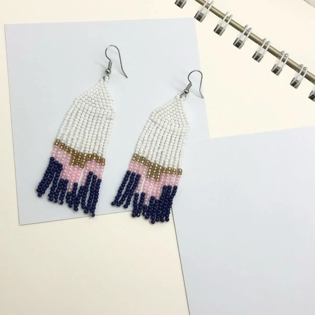 

Rice bead earrings Hand woven Mosaic fashion Beading Simplicity Bohemia geometry alloy ma'am Fringed earrings