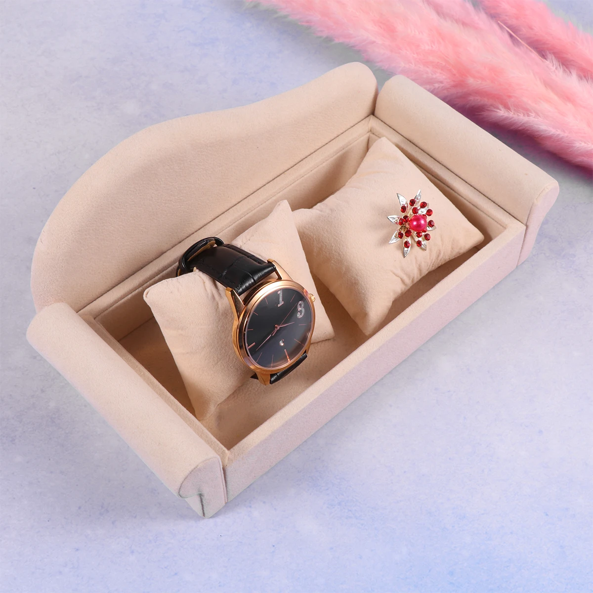 Portable Jewelry Box for Pendants Watches Bracelets Sofa Shaped Flannelette Display Holder ganizer Home Decor Gift