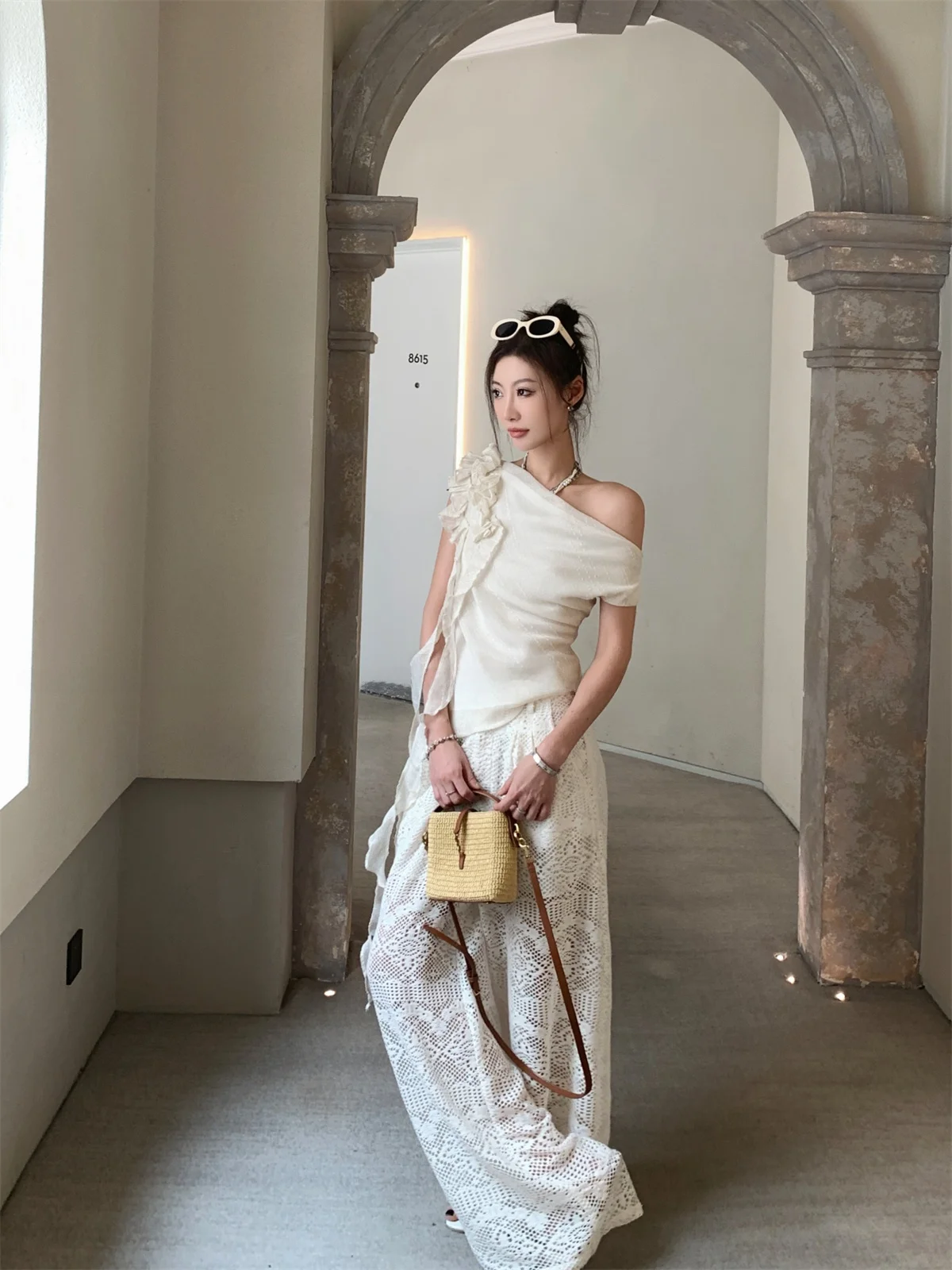 

GV Big Brother White Flower Design Off-oulder Top Women's Summer New Sle Versatile Slim Fit Knitted Sweater Floral Print