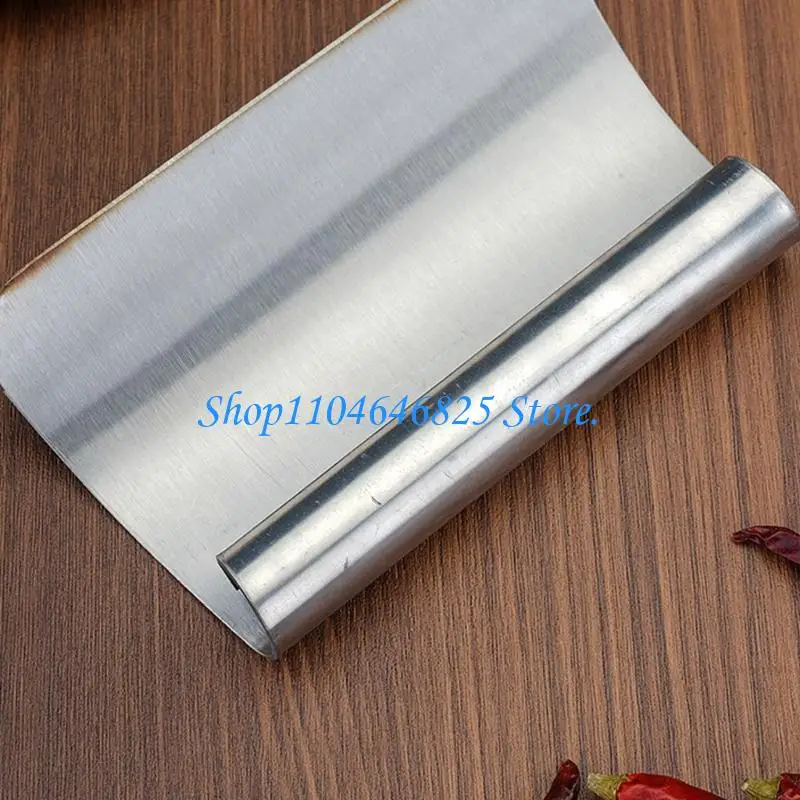 

Comfortable Grip Professional Nonrust Steel Pig Hair Scrapers for Ergonomic and Efficient Dehairing in Farm Applications