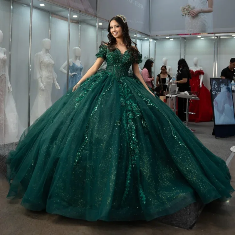 

Dark Green Quinceanera Dresses Off the Shoulder Glitter Crystal Decal 3D Flower Long tail Vestido e 15 Quinceanera