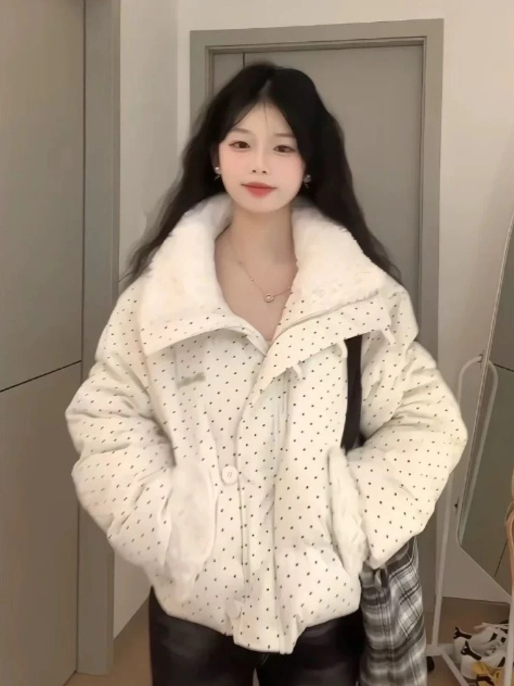 Parki damskie z bawełny puchowej w korduroy w kropki, nowe, grube, luźne kurtki z futrzanym kołnierzem na zimę 2025, koreański szyk Harajuku, ciepłe topy