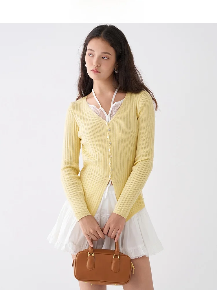 

Ele Lace Splice Knitted Cardigan Women's Faion Autumn 2025 New Sle Soft Wool Blend Long Sve V-Ne Button up Sweater