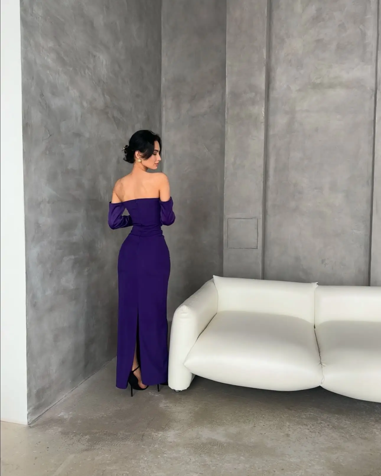 Customized Graceful Strapless Off the Shoulder Long Sleeves Evening Dress Temperament Pleats Satin Purple Vestido De Noche