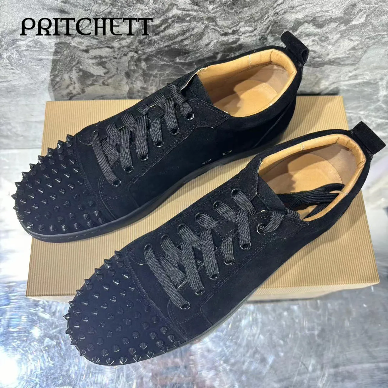 Black Rivet Lace-Up Casual Shoes Round Toe Flat Sole Comfortable Sneakers Large Size Fashionable Shoes for Men and Women