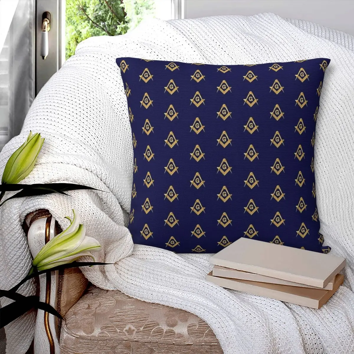 Freemason Pattern Gold Blue Square And Compass Masonic Square Pillowcase Pillow Cover Comfort Throw Pillow for Home Living Room