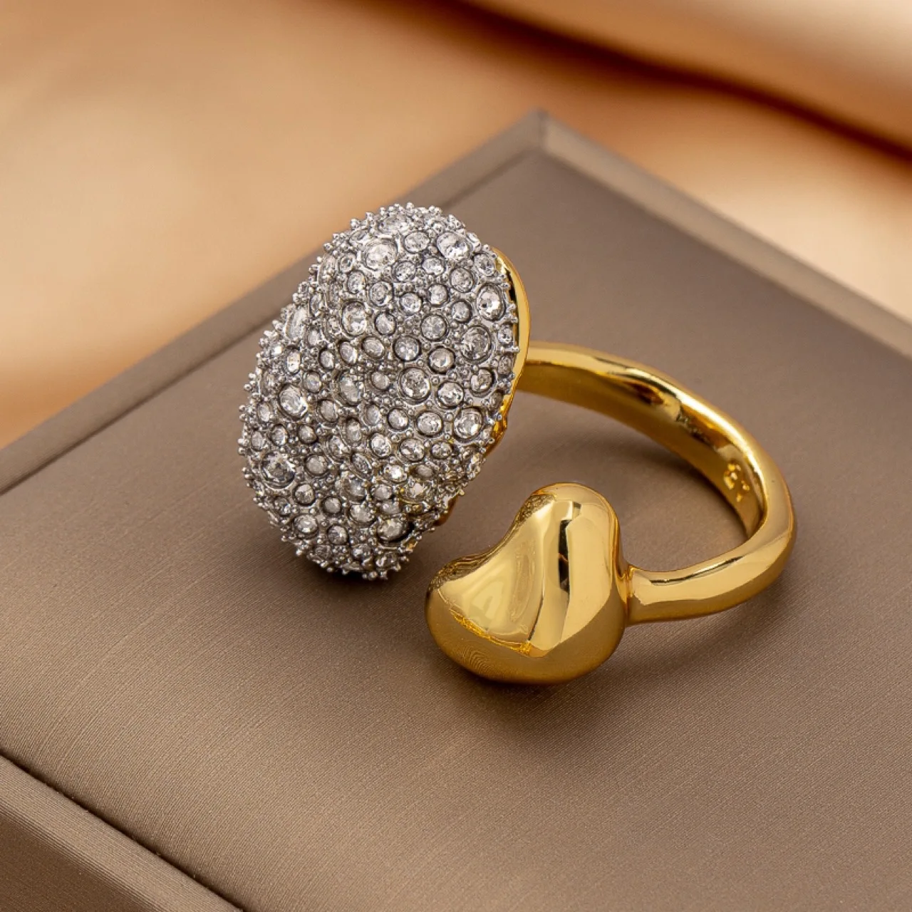 A Fashionable Inter… - image