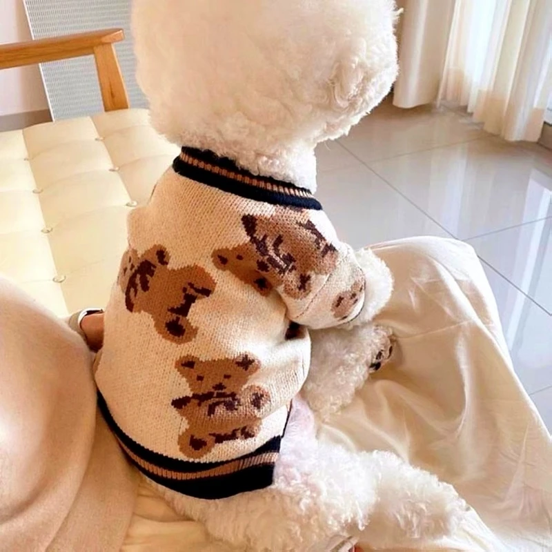 Luksusowe ubranka dla psów Chihuahua Pet Striped Cardigan Sweater Bichon Frise Puppy Kitten Dog Warm Coat Cat Dog Accessories Pet Outfit