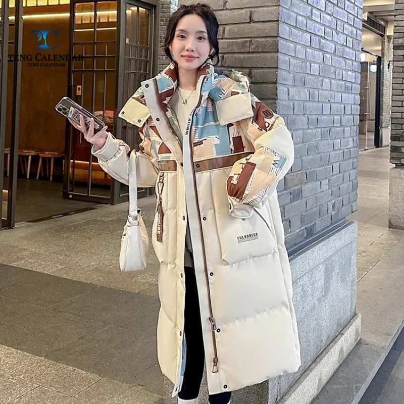 Farbblockierte Winter-Daunenjacke, mittlere bis lange, knielange, lockere und dicke Schlankheitsjacke, neues Modell für Damen 2025,