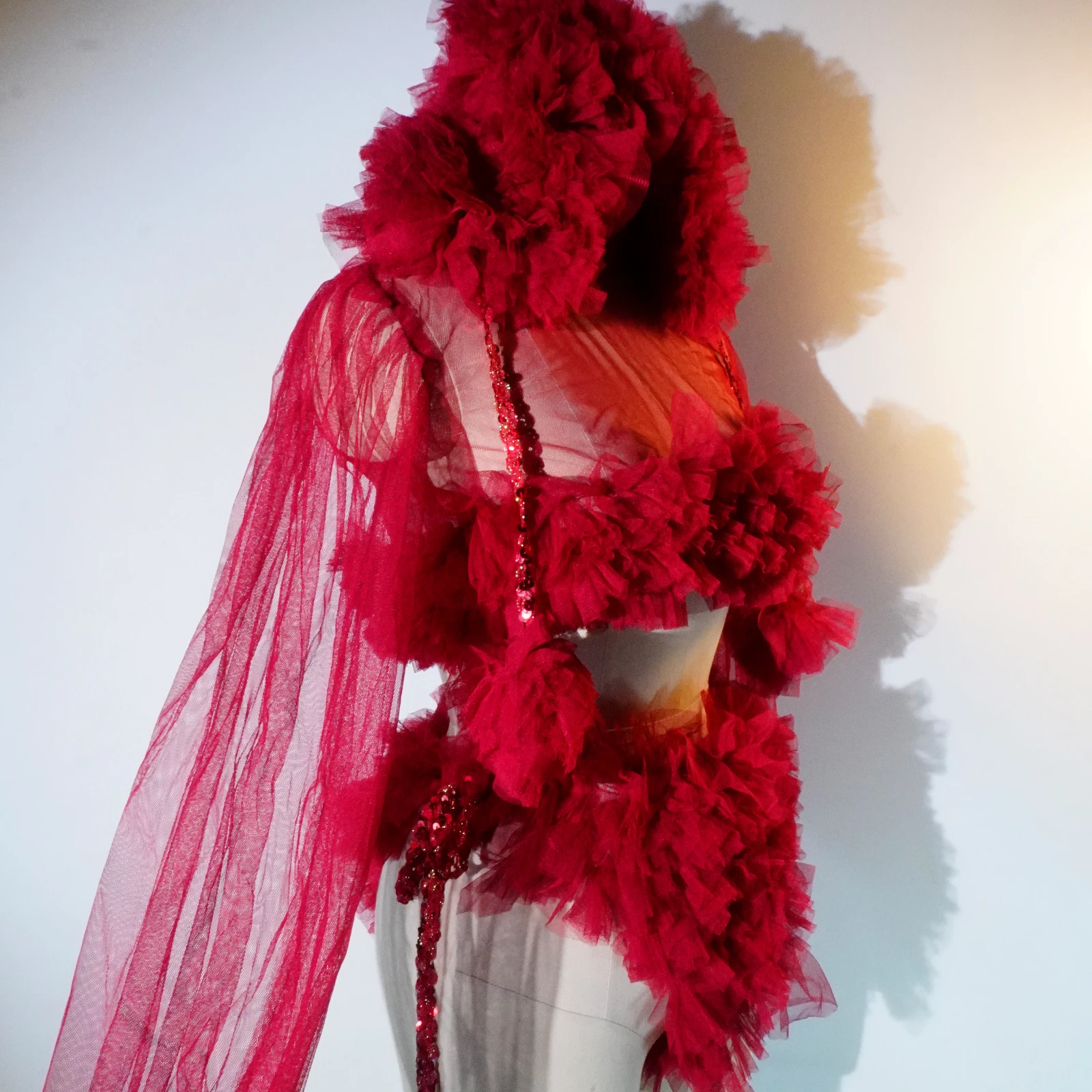 Kobiety czerwona siatka przezroczysta 3-częściowy kapelusz top szorty piosenkarka występ taneczny festiwal strój klub nocny Bar Rave kostiumy DS