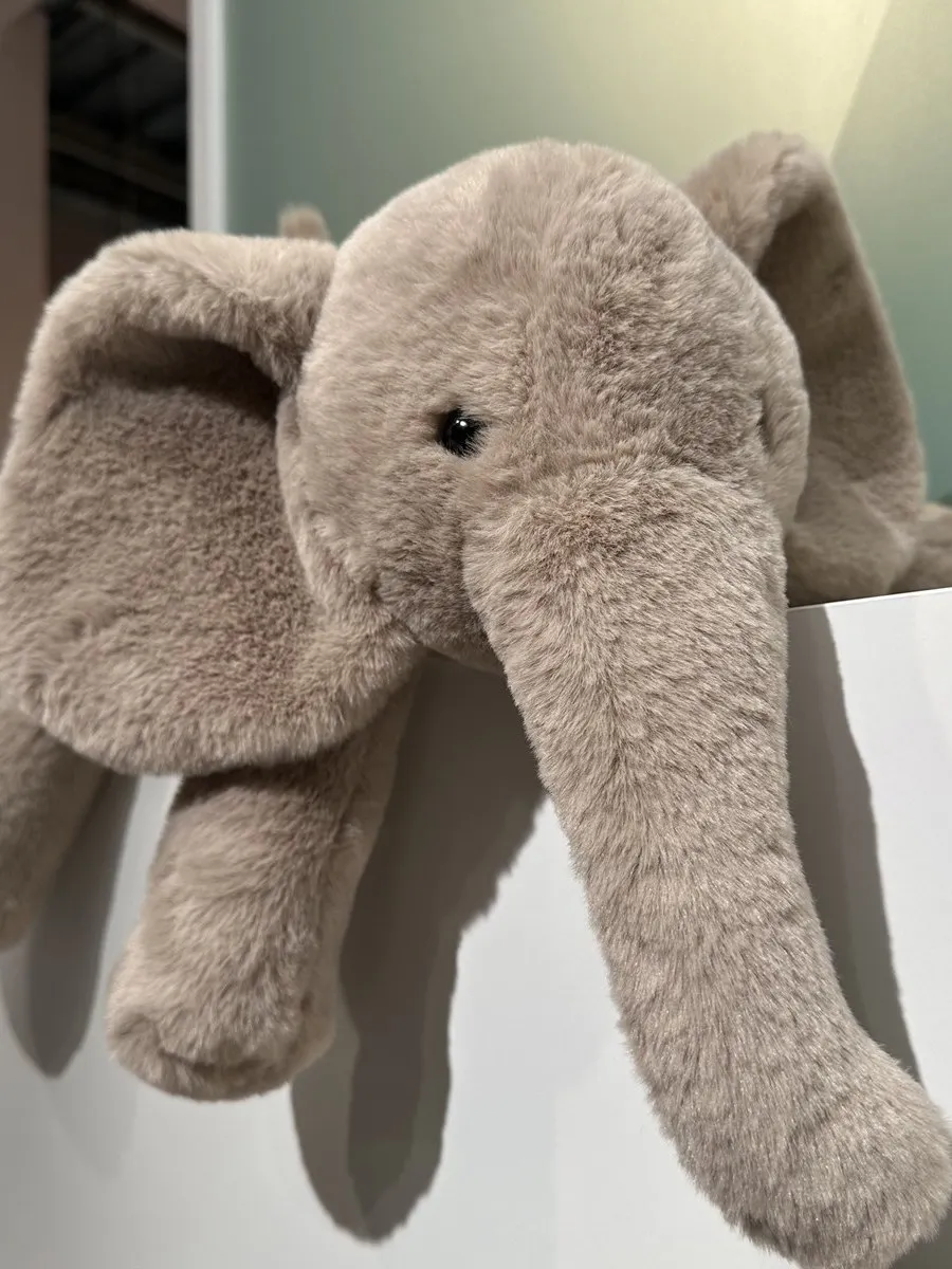 愛らしい象のぬいぐるみ枕、心地よいぬいぐるみ人形、子供への贈り物、ppコットン素材、女の子にも最適