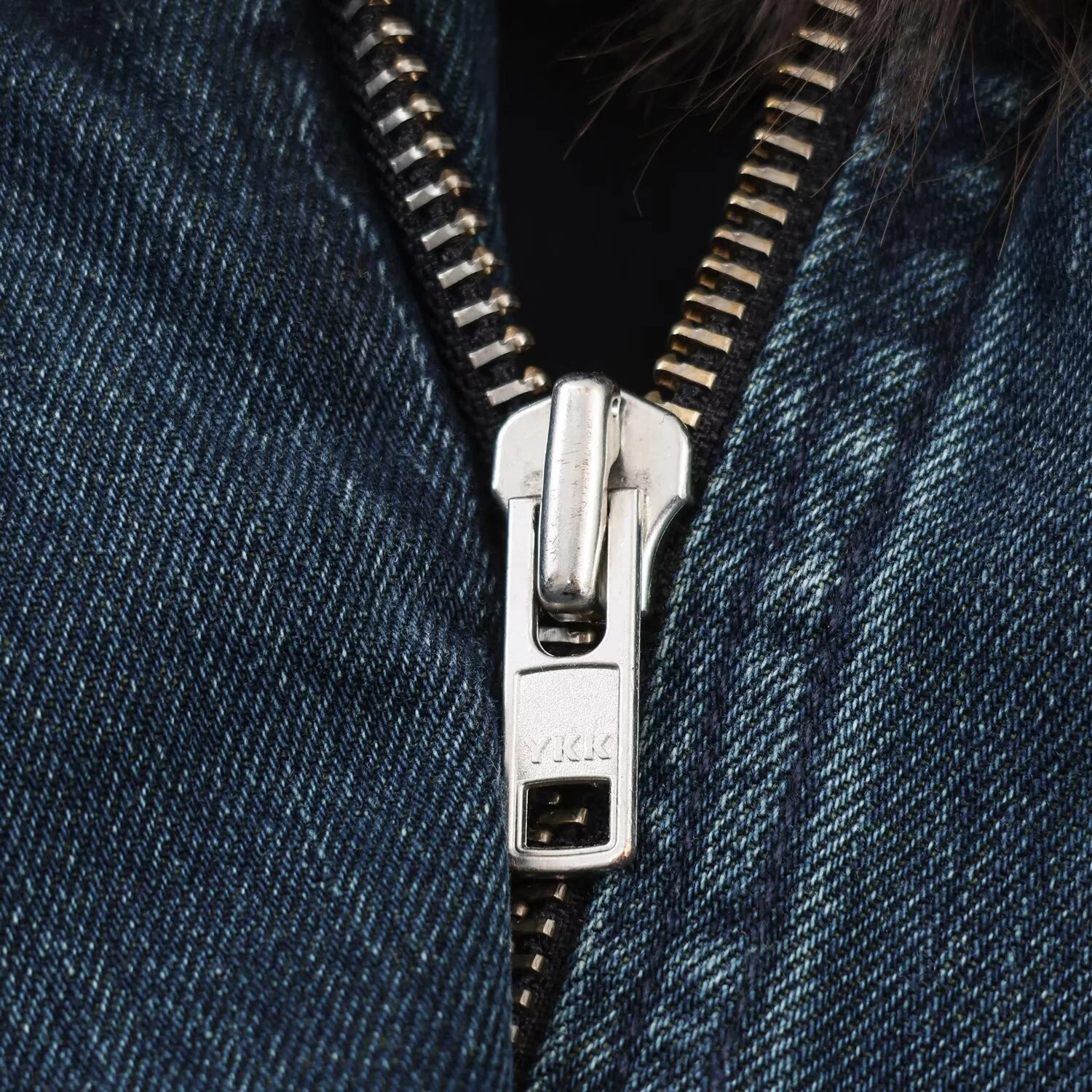 แจ็คเก็ตยีนส์ทรงบอมเบอร์ แขนยาว คอปกหลวม สไตล์ลำลอง แฟชั่นใหม่ สำหรับผู้หญิง ฤดูหนาว 2025