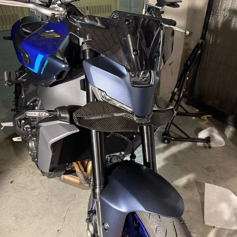 for Yamaha MT-09 MT09 SP 2024 2025 %100 carbon fiber lower thrust exposed front spoiler wing aerodynamic wing front spoiler kit view 3