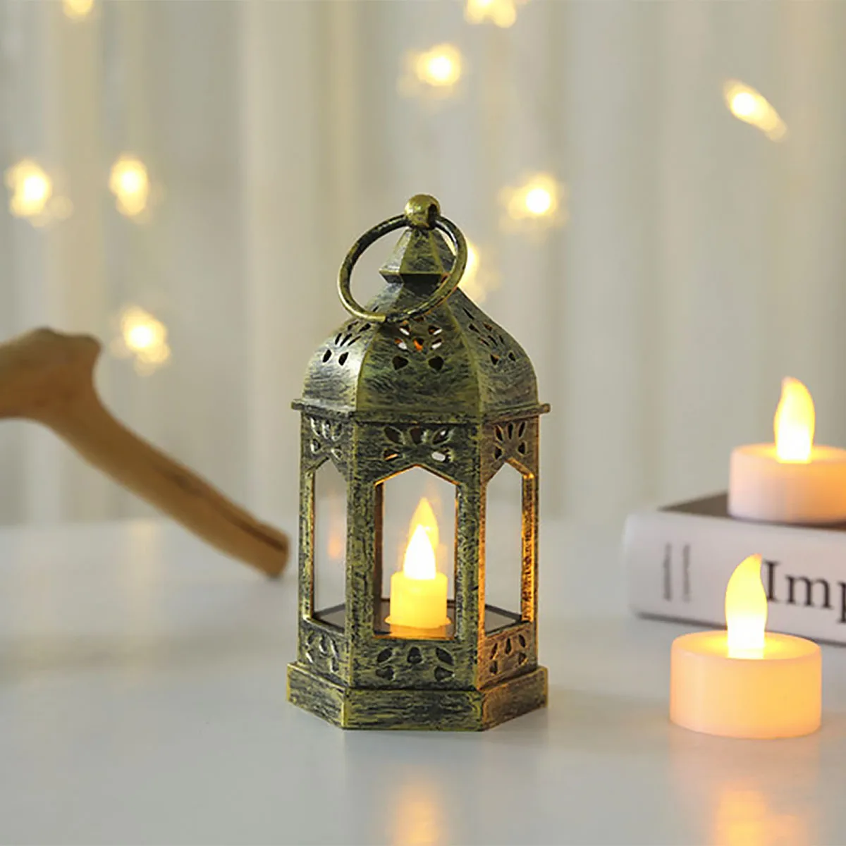 1pc-European retro plastic lamp creative electronic candle holder decoration ornament (excluding battery)