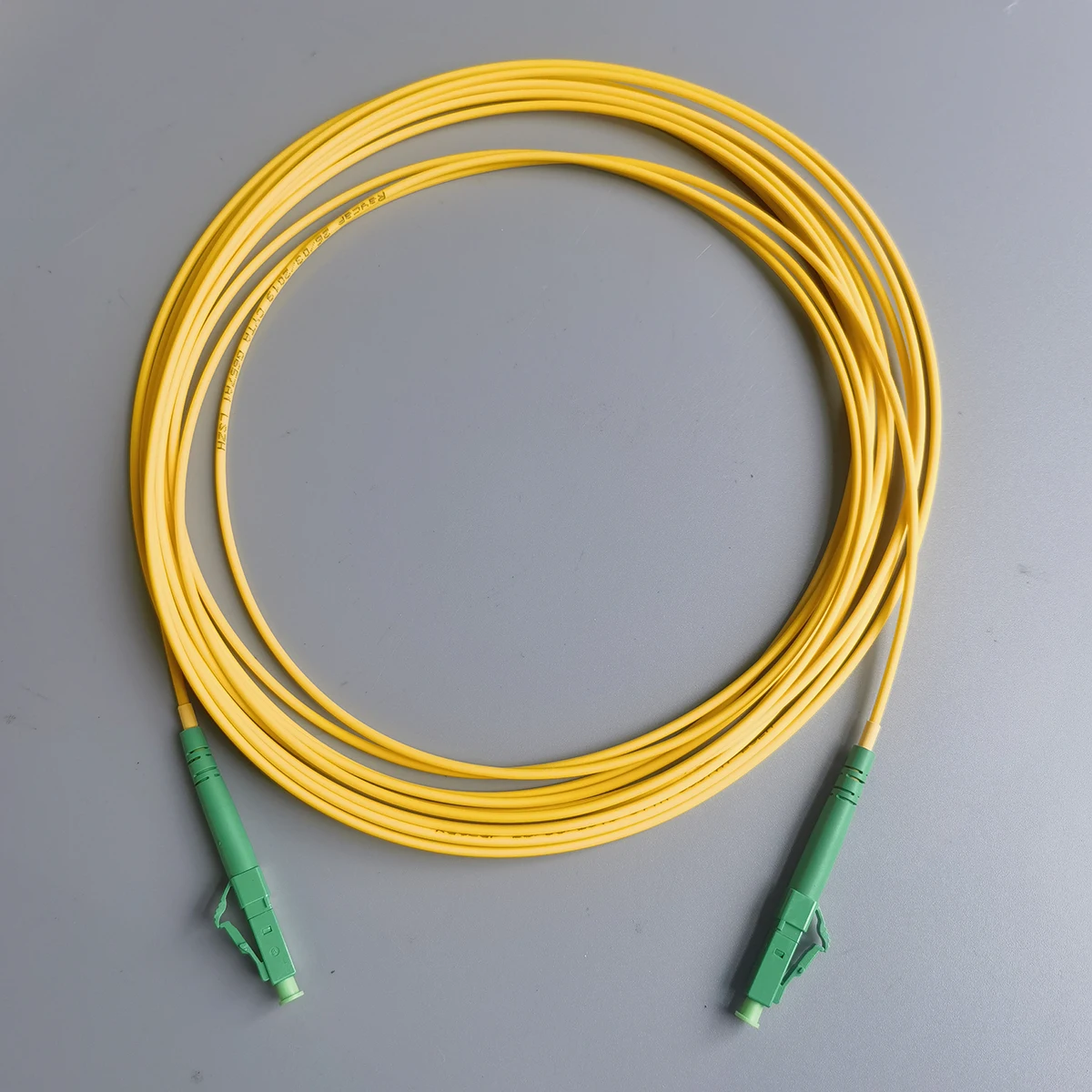 Kabel internetowy światłowodowy 3M/5M LC/APC-LC/APC jednomodowy G657A2 2.0mm LSZH wewnętrzny przedłużacz światłowodowy FTTH