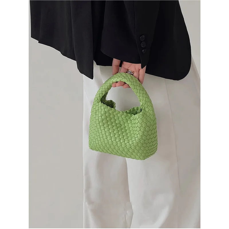 Handwoven Bag Women's New Versatile Mini Handbag Premium Mini Shoulder Crossbody Bucket Bag Storage Bag