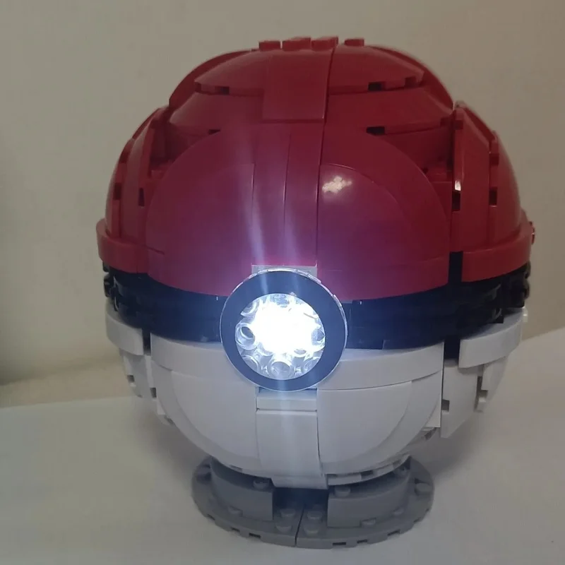 Mega Bloks Pokemon Poke Ball Assembly Model Kit Action Figures Can Emit Light Desktop Ornament Boys' Puzzle Toy Collectible Gift