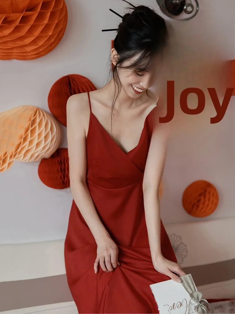 

Red Wine Color Strapless Backless Wedding Dress Sexy mid Waist Slim Fit mid Length Gown for Engagement Party Banquet