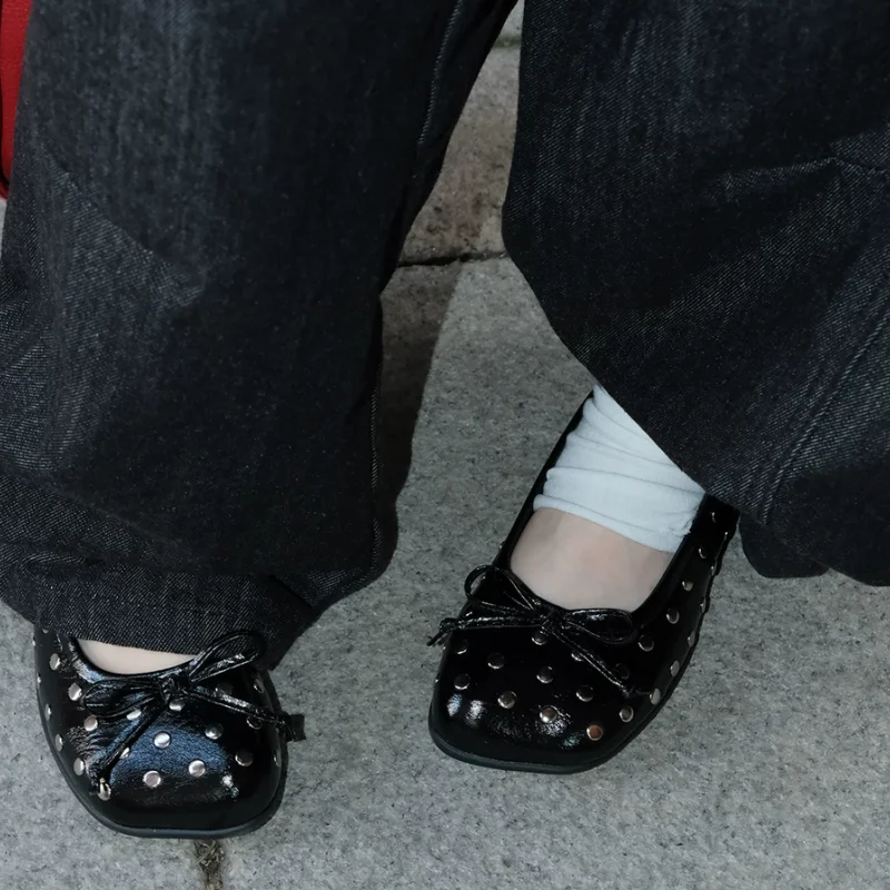 Butterfly-knot Shoes for Womens Square Toes Flat Heels Shallow Female Ballets Solid Chassure Femme Solid Zapatos De Mujer Studs