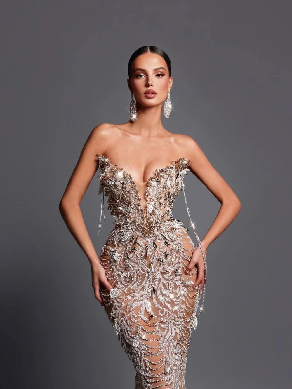 ファッションストラップレススパンコールプロムドレスエレガントなビーズノースリーブイブニングドレスフロアレングスクリスタルパーティードレスカスタマイズ