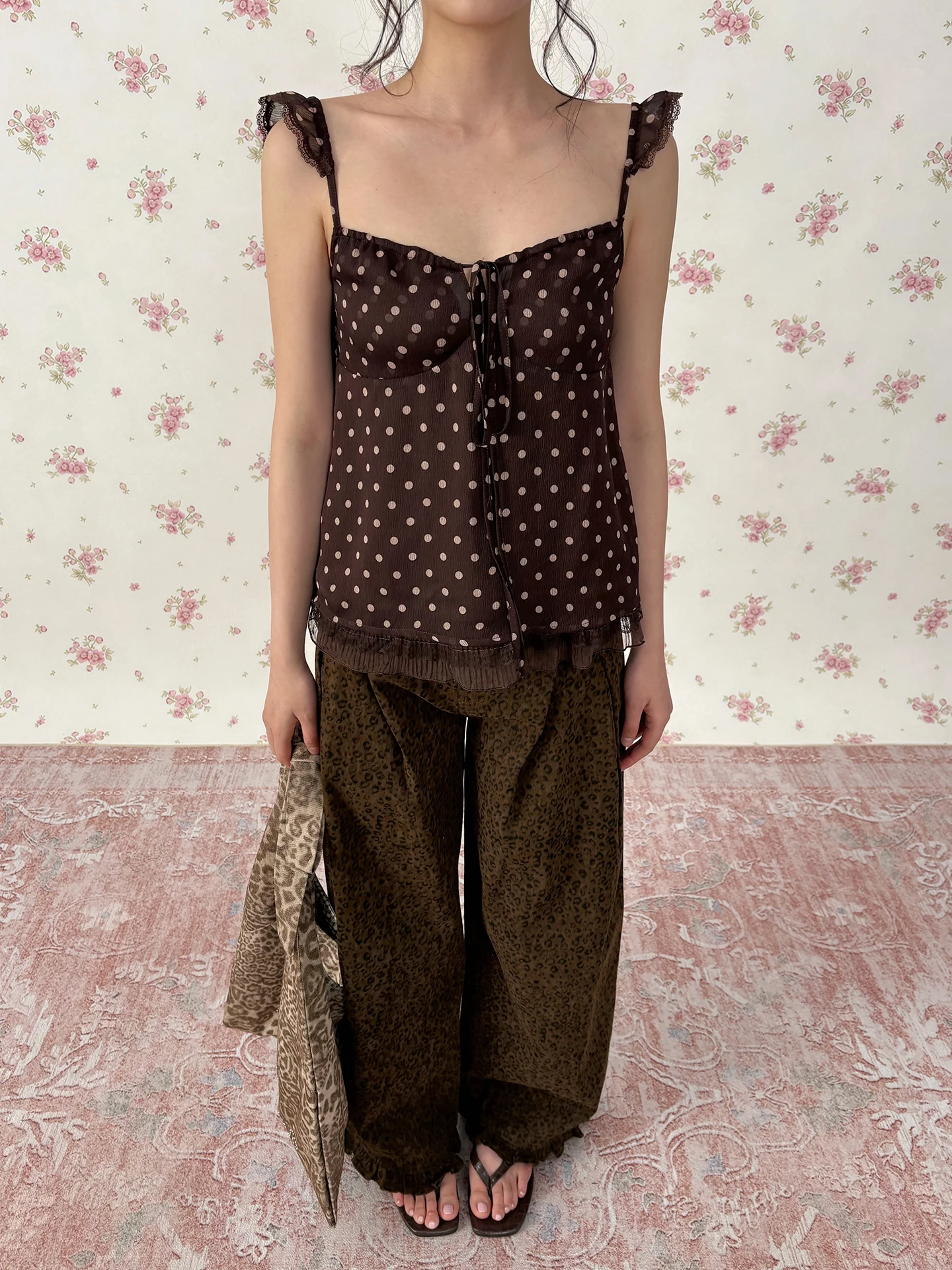 

Летний женский топ Chaoschaos с леопардовым принтом, приталенный, винтажный, для отпуска, без бретелек, из шелковой смеси, укороченный, с коротким рукавом