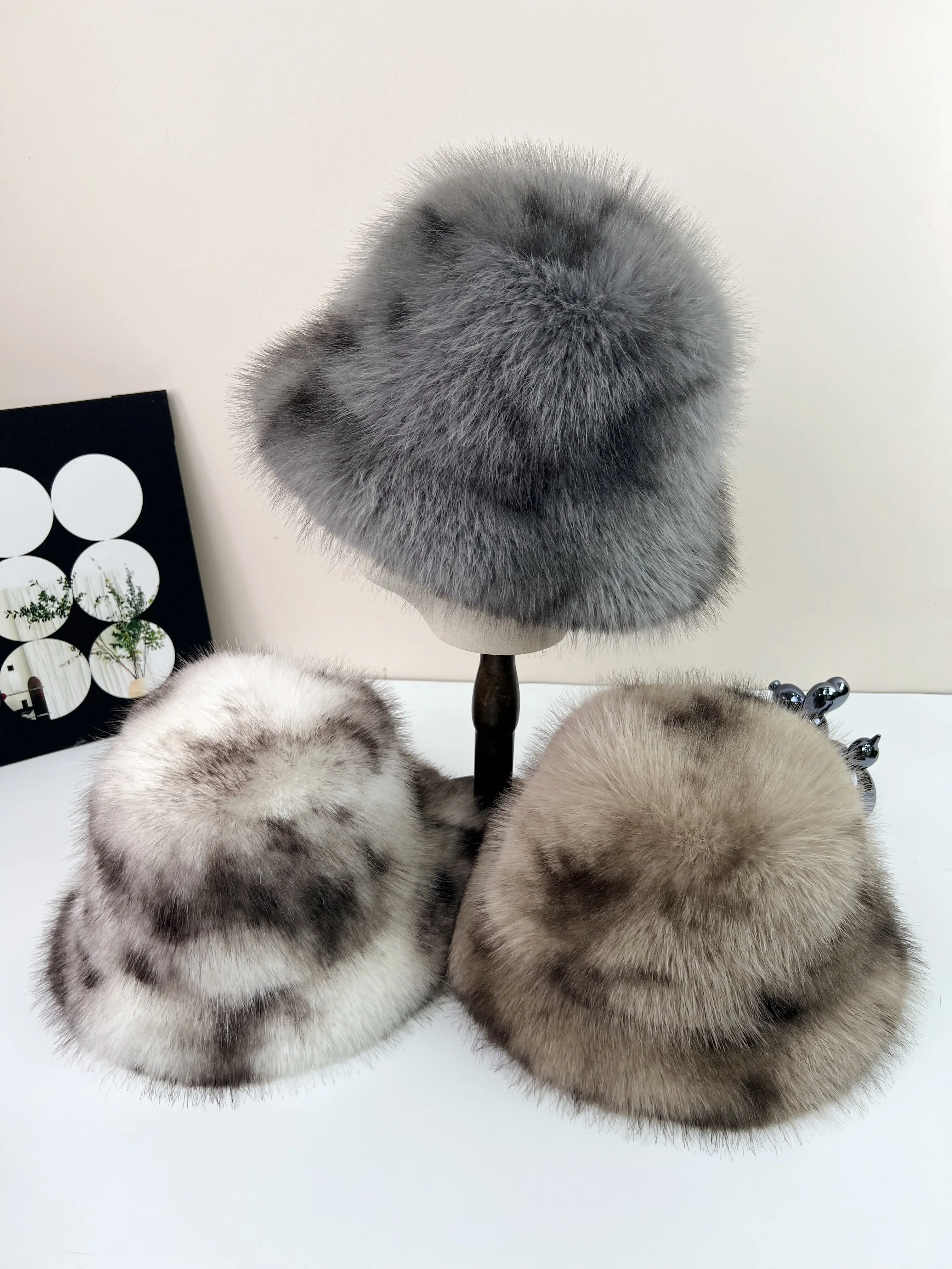 

New Faux Fox Fur Fisherman Hat Women Winter Warm Fleece Lined Earmuff Cap Fashion Face Slimming Casual Bucket Hat Autumn Outdoor