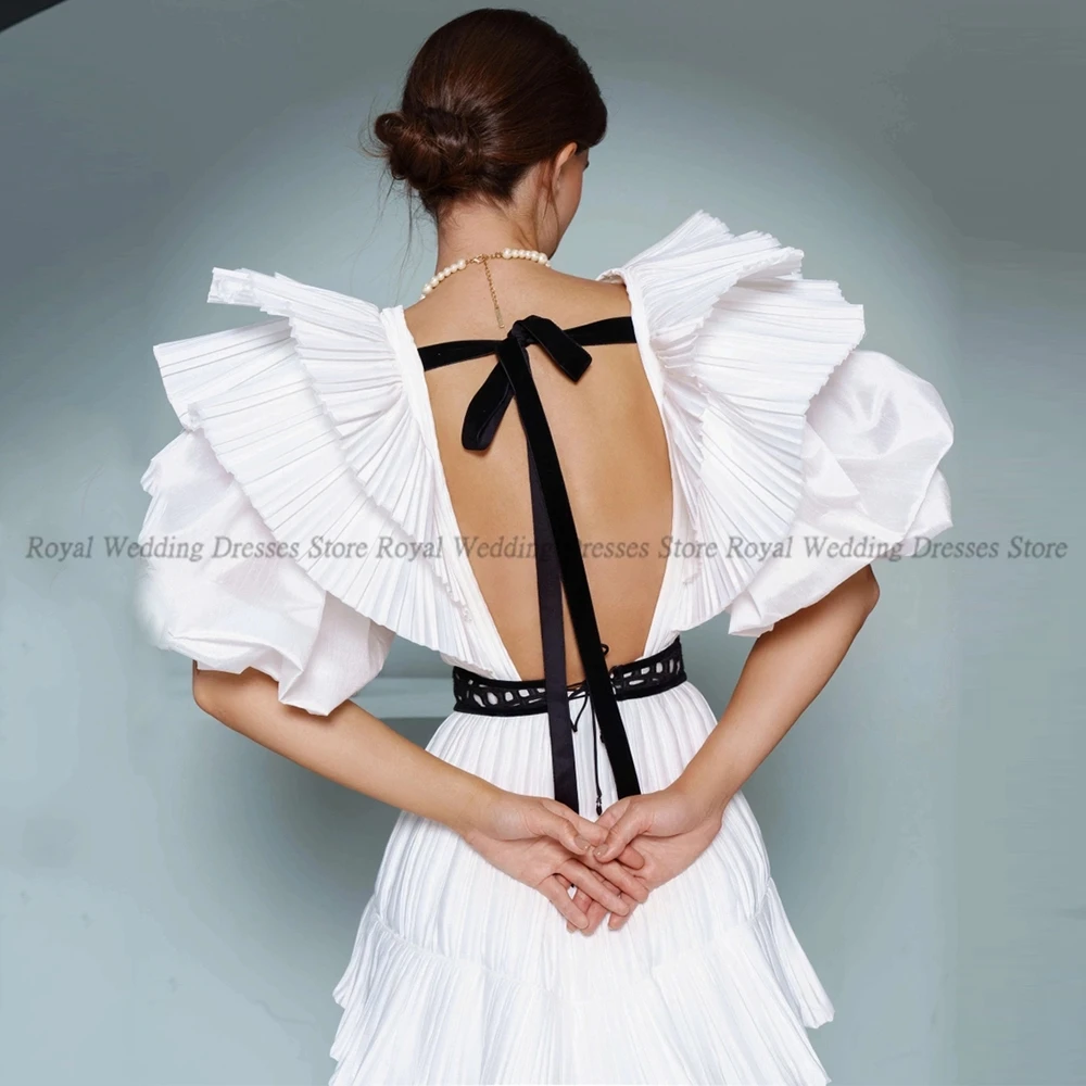 Exquisite A Line Wedding Dresses Deep V Neck Criss-Cross Open Back Sashes 2023 Summer Mini Gowns Pleats Ruffle Robe de Mariée