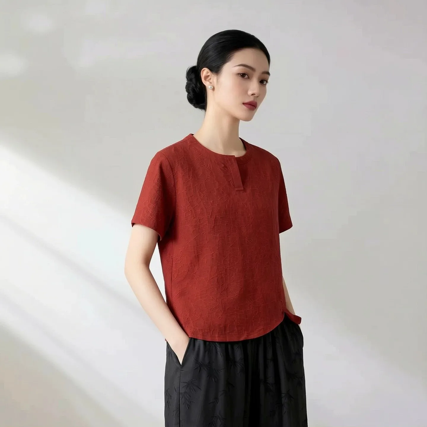 Winsleter-100%Real Silk Watered Gauze Elegant T-Shirt, O Neck Craquelure, Women Reversible Loose Top, 2026 Autumn New T68933CC