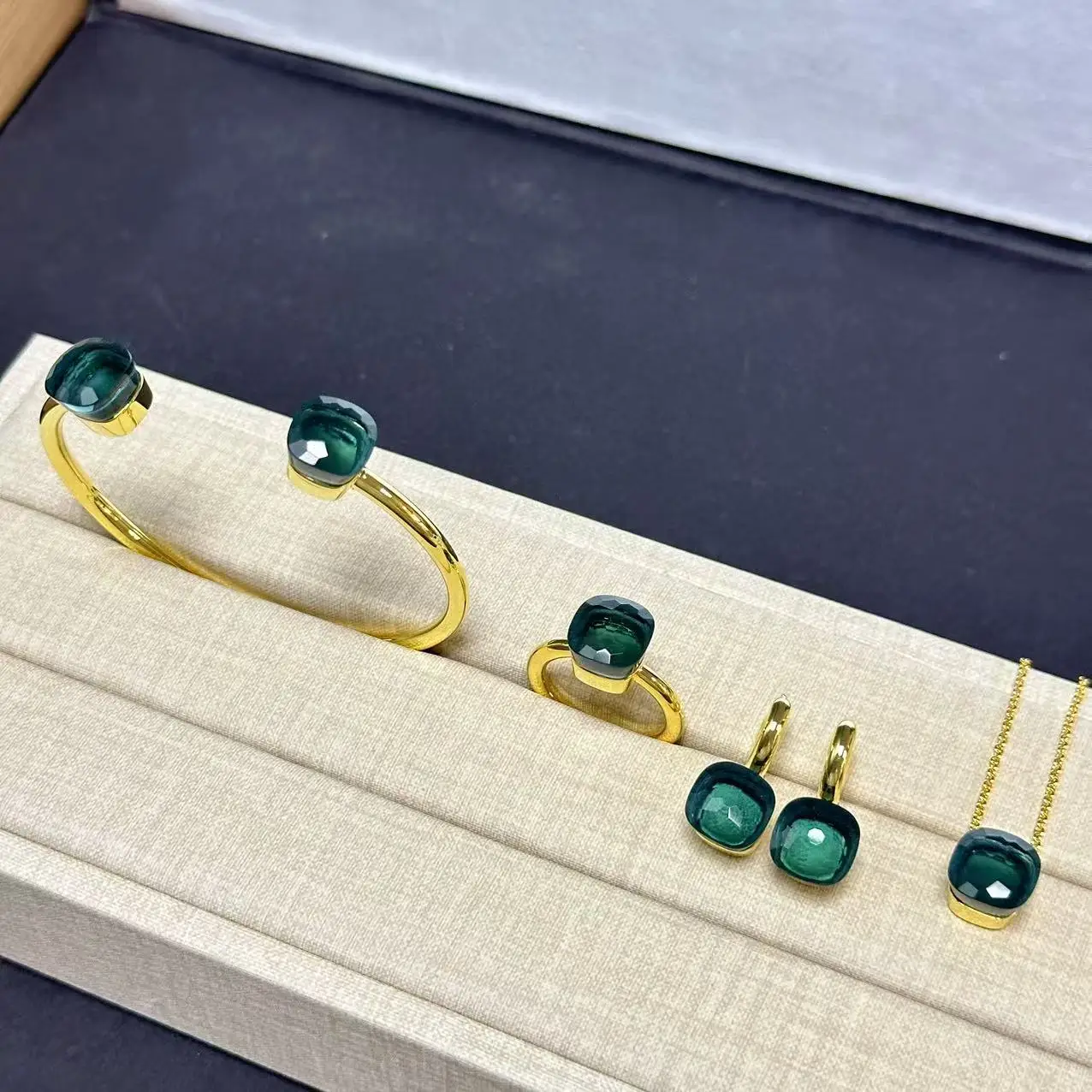 

4Pcs/Set Women Ring Earrings Necklace Bangle Jewelry Set Colorful Crystal Gold Plated Fashion Jewelry Gift for Women