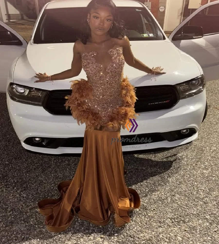 깃털 라인 석 다이아몬드 인어 블랙 여성 이브닝 드레스 등이없는 정장 가운과 고급스러운 낙타 탄 댄스 파티 드레스 사용자 정의