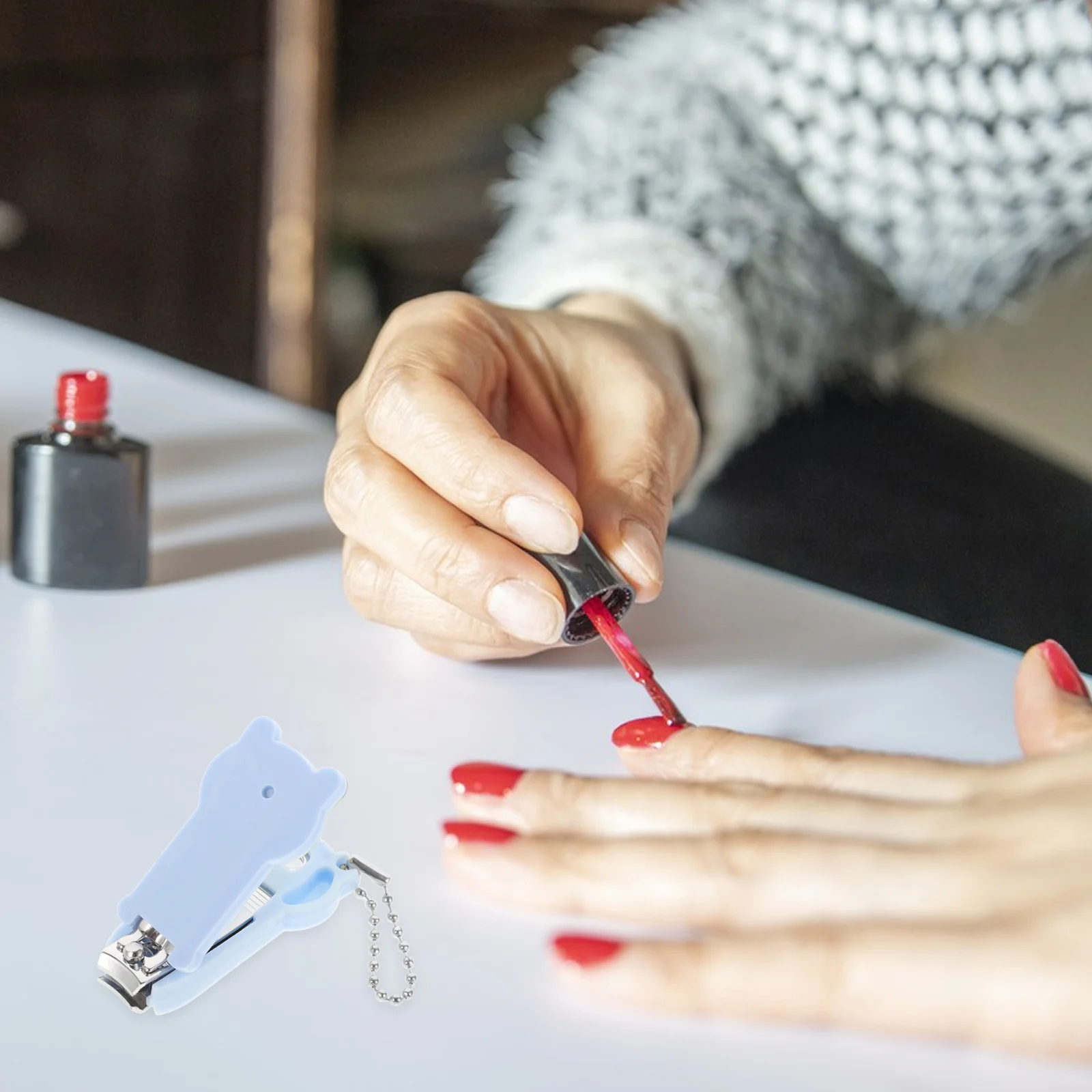 

Cartoon Nail Clipper Portable Small Manicure Tools Lovely Panda Cat Bear Design Random Color Pattern Nail Scissors Handy