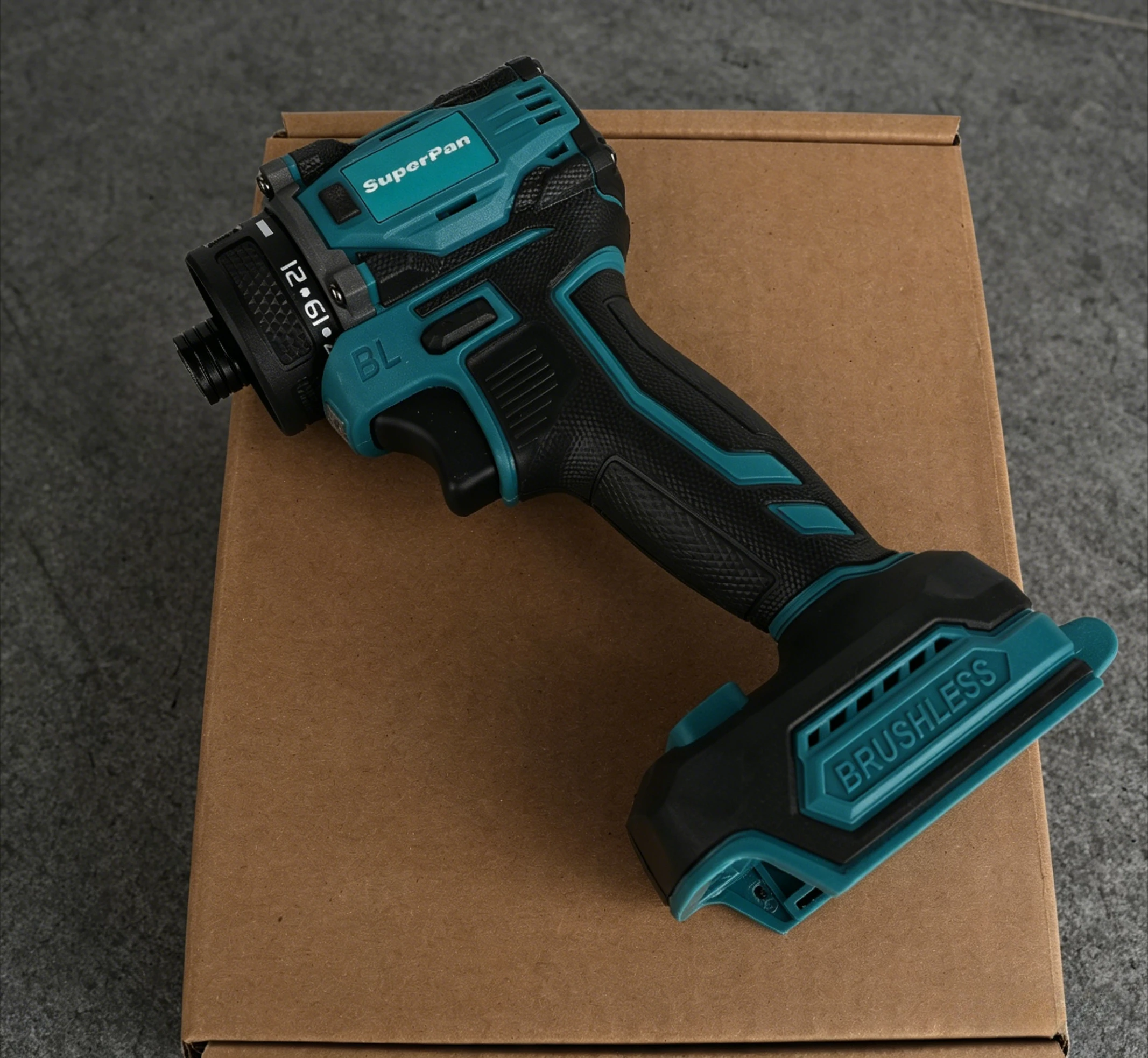 

Компактный ударный гайковерт 20В, крутящий момент 135 Нм, 3900 уд/мин, легкий для длительного использования, без аккумулятора, для батарей Makita