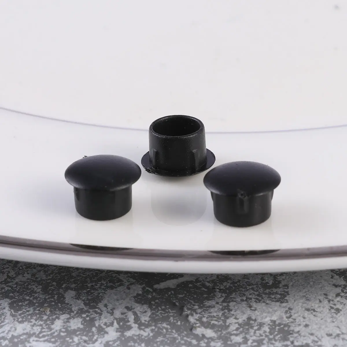 50Pcs Black Cabinet Hinge Screw Covers Plastic Easy Install Hinge Plate Cover Door Window Cabinet Furniture Screw Hide