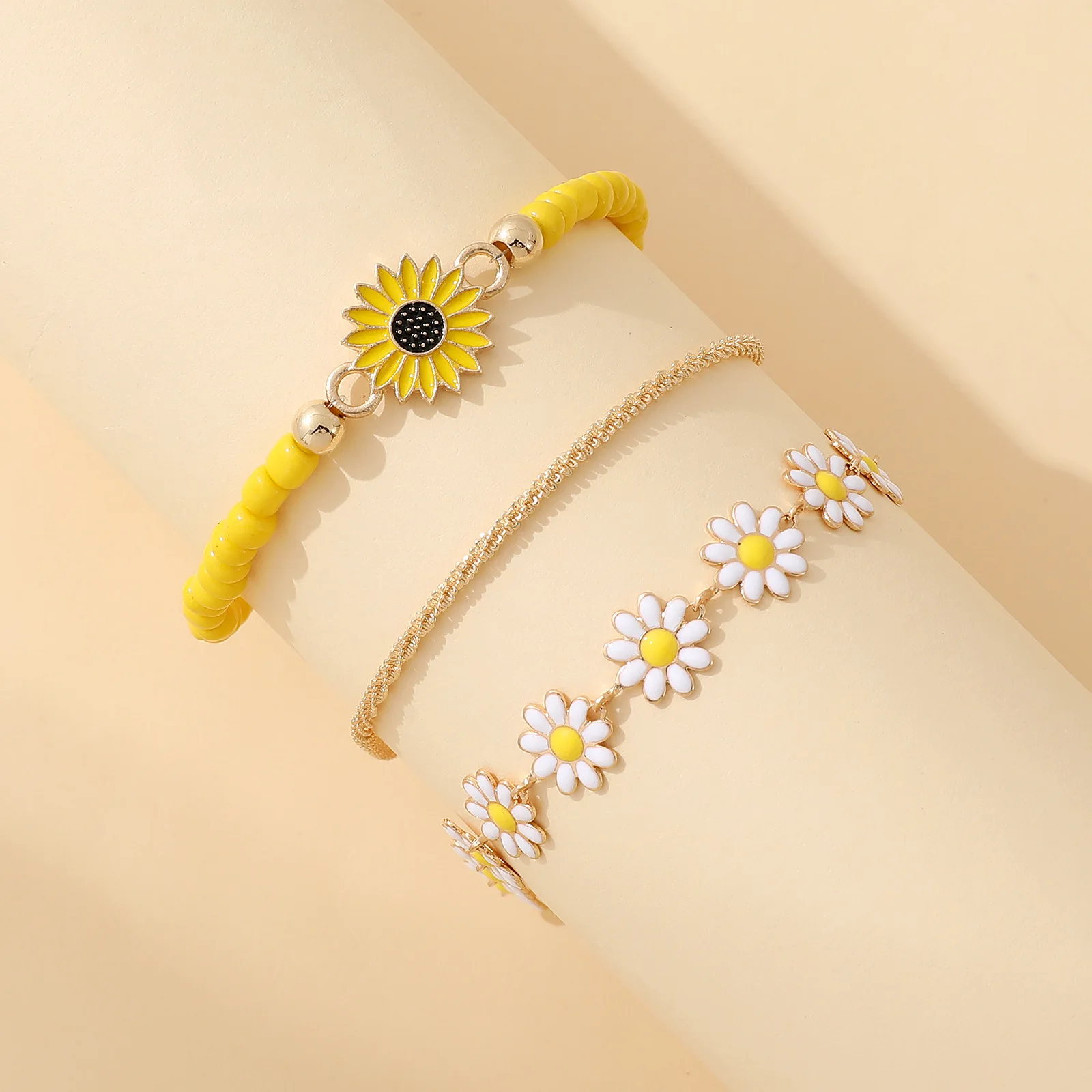 3pcs Cute Daisy Flower Pendant Bracelet Anklet Set for Women Bohemian Beaded Enamel Sunflower Stackable Hand String Jewelry