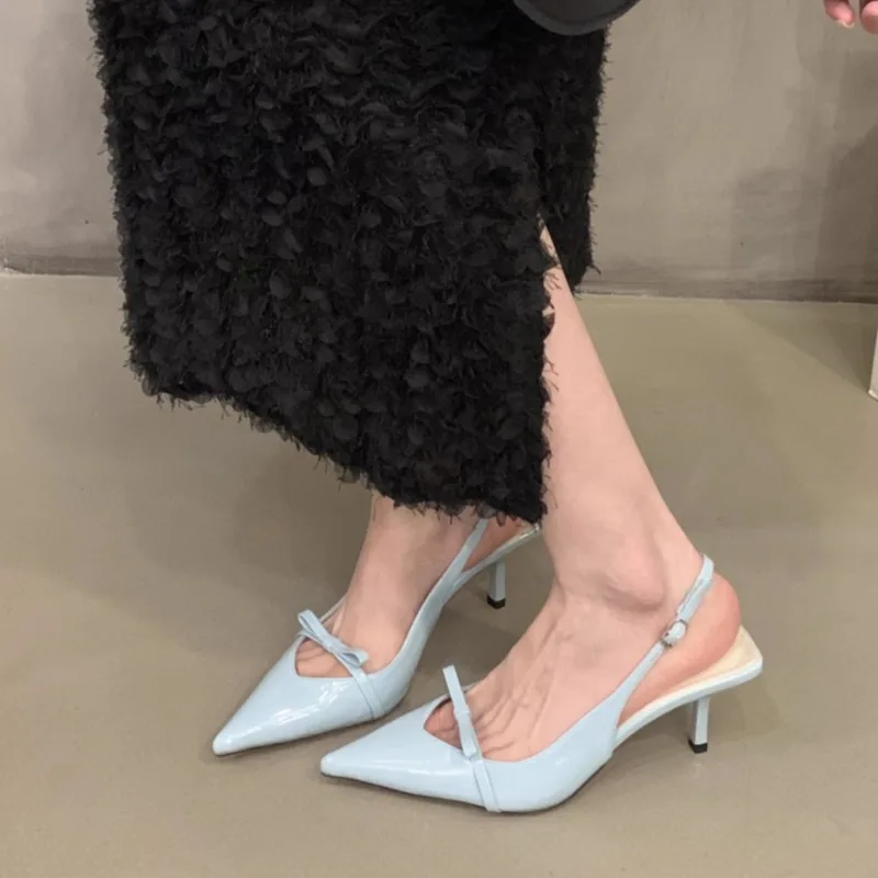 Thumbnail 4 - #19 Middle Heels Discount Picks